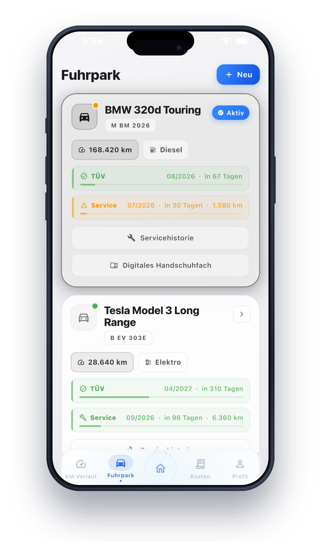 Carvuro App – Fuhrpark-Ansicht mit TÜV, Service und Kilometerstand